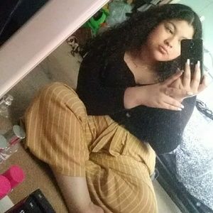 Meet your Posher, Jaquelyn